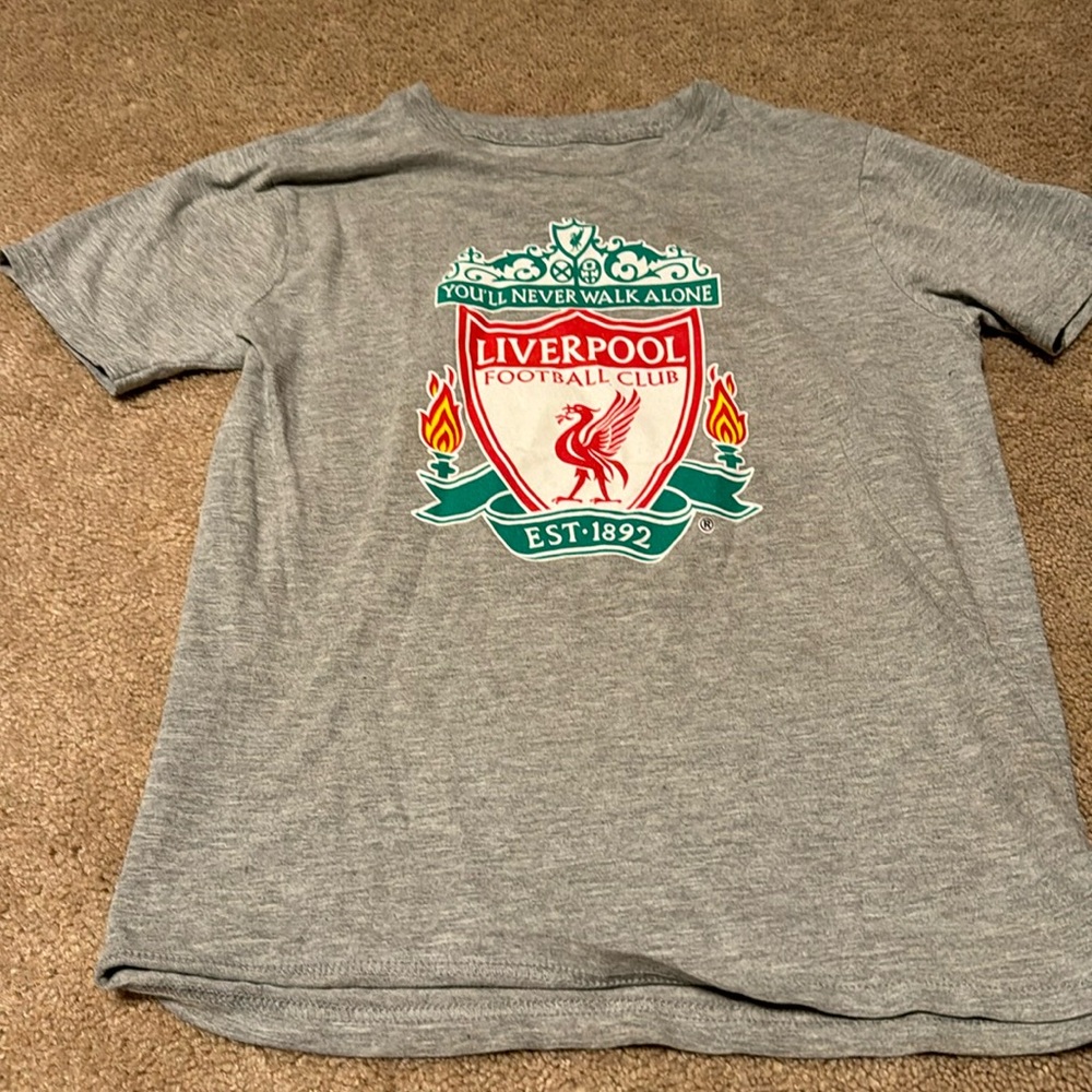 Gray Youth small 7/8 Liverpool T-shirt soft